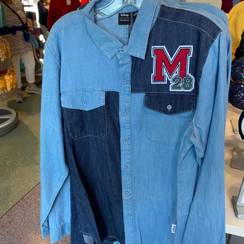 Disney’s Our Universe chambray Mickey Mouse Long Sleeve Shirt Denim - Picture 1 of 2